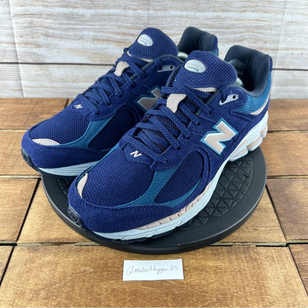 New Balance 2002r Navy Blue View 2
